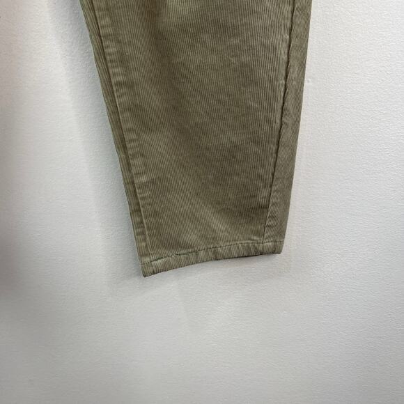 ZARA Green Corduroy Pant High Rise Tapered Leg Regular Fit Casual Zip Fly Size 8 - Picture 3 of 7